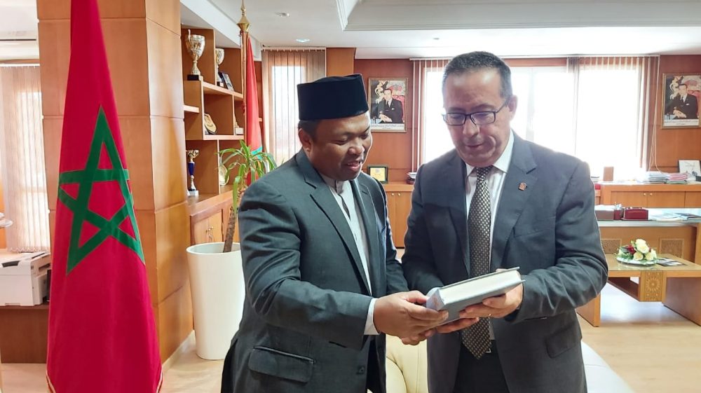 Jajaki kerjasama, Ketua Alumni Maroko temui Rektor Univ. Sidi Mohamed Ben Abdellah Fes.