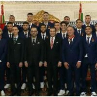 King Mohammed VI Receives Members of National Soccer Team, Decorates Them With Royal Wissams